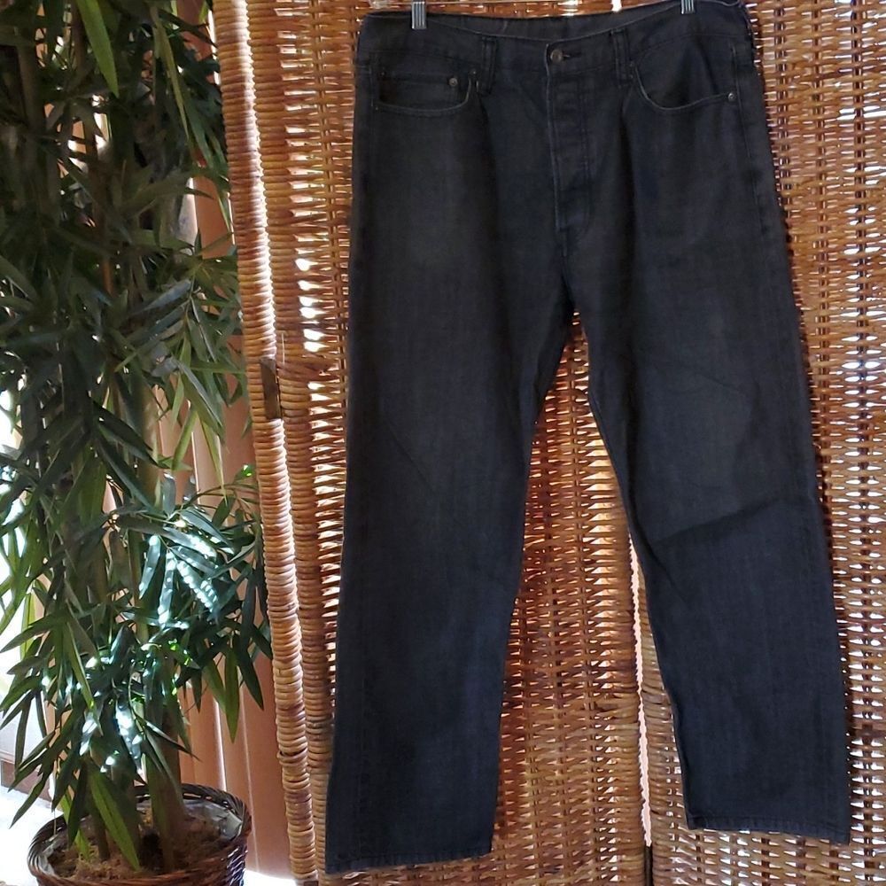 Levi's 562 Loose Taper Black Jeans 36 x 29